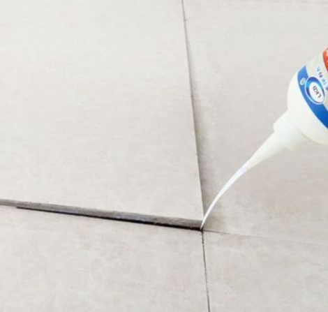 宜章瓷砖空鼓维修公司分享卫生间瓷砖脱落的原因可能有以下几点